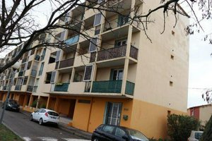 3 bedrooms Apartment in Sorgues, France No. 4421