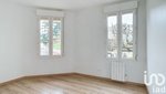 3 bedrooms Apartment in Gien, France No. 44991 - Image 4