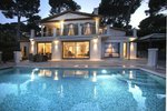 5 bedrooms Villa in Antibes, France No. 695 - Image 20
