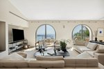 5 bedrooms Villa in Cannes, France No. 726 - Image 2