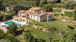 4 bedrooms Villa in Mougins, France No. 802