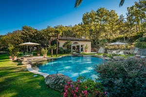 4 bedrooms Villa in Grimaud, France No. 815