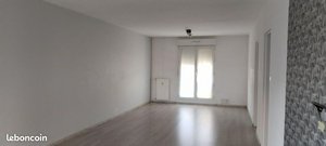 2 bedrooms Apartment in Limoges, France No. 96157