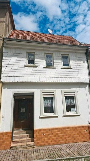 4 rooms House in Unstrut-Hainich-Kreis, Germany No. 104586