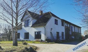7 rooms House in Steinburg, Germany No. 116243