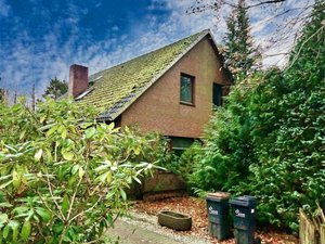 5 rooms House in Osterholz, Germany No. 127984