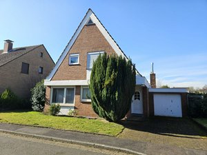 5 rooms House in Wesel, Germany No. 213101