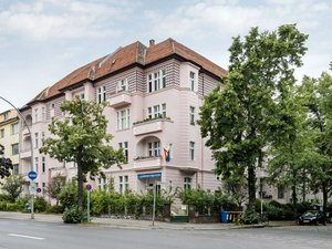 4 rooms Building in Tempelhof, Germany No. 233071