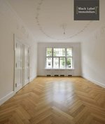8 rooms Apartment in Charlottenburg, Germany No. 92885 - Image 3