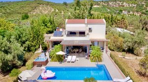 3 bedrooms Villa in Chania, Greece No. 8637