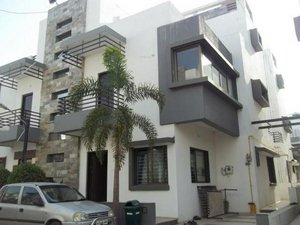 3 bedrooms House in Gandhinagar, India No. 544