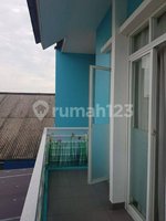 3 bedrooms House in Jakarta, Indonesia No. 1804 - Image 3