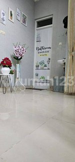 3 bedrooms House in Jakarta, Indonesia No. 1804 - Image 10