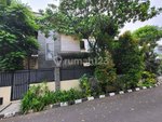 4 bedrooms House in Tangerang, Indonesia No. 1983 - Image 3