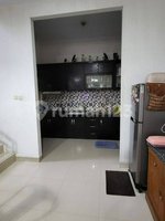 4 bedrooms House in Tangerang, Indonesia No. 1983 - Image 8