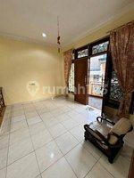 4 bedrooms House in Jakarta, Indonesia No. 1988 - Image 11