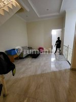 4 bedrooms House in Jakarta, Indonesia No. 1995 - Image 19