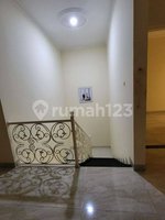 4 bedrooms House in Jakarta, Indonesia No. 1995 - Image 22