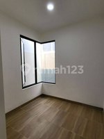 3 bedrooms House in Jakarta, Indonesia No. 2001 - Image 28