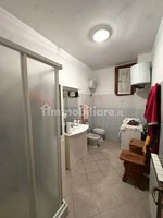 5 bedrooms House in Tolentino, Italy No. 10851 - Image 21