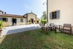 8 bedrooms Villa in Carmignano, Italy No. 127870 - Image 6