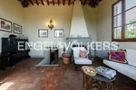 8 bedrooms Villa in Carmignano, Italy No. 127870 - Image 30