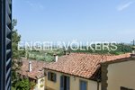 8 bedrooms Villa in Carmignano, Italy No. 127870 - Image 31