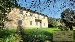 6 bedrooms Villa in Bagni di Lucca, Italy No. 143