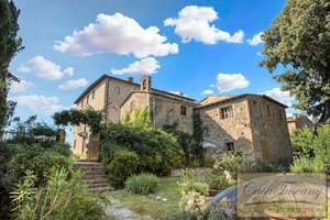 12 bedrooms House in Volterra, Italy No. 152