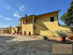 4 bedrooms House in Palaia, Italy No. 155 - Image 3
