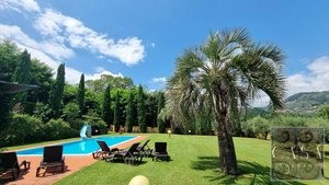 5 bedrooms Villa in Lucca, Italy No. 156