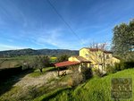4 bedrooms House in Cortona, Italy No. 158 - Image 6