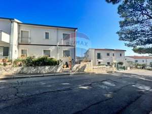 3 bedrooms House in Matera, Italy No. 17235