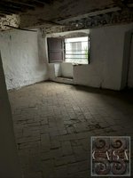 4 bedrooms Apartment in Pescia, Italy No. 179 - Image 6