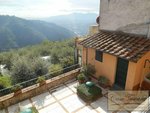 3 bedrooms Villa in Lucca, Italy No. 184 - Image 2