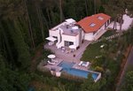 4 bedrooms Villa in Camaiore, Italy No. 186 - Image 4