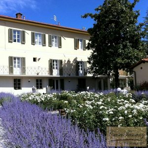 7 bedrooms Villa in Barga, Italy No. 202