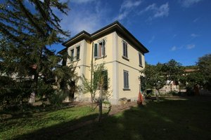6 bedrooms Villa in Montecatini Val di Cecina, Italy No. 205
