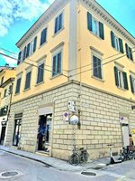 62m² Commercial property in Florence, Italy No. 210110 - Image 11