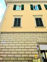 62m² Commercial property in Florence, Italy No. 210110 - Image 14