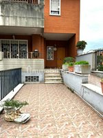 4 bedrooms Villa in Rome, Italy No. 211033 - Image 2