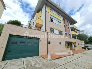 5 rooms Duplex in Cosenza, Italy No. 213312