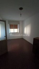 4 rooms House in Lamezia Terme, Italy No. 227970 - Image 15