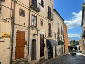 4 rooms Apartment in Potenza, Italy No. 228254