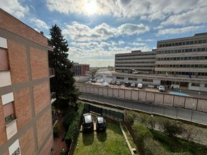 3 rooms Apartment in Rome, Italy No. 230935