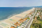 7 bedrooms Commercial property in Camaiore, Italy No. 232501 - Image 41