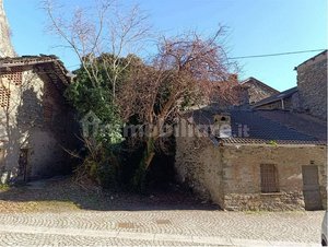 2 rooms House in Montjovet, Italy No. 233463