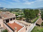 5 bedrooms Villa in Cagli, Italy No. 233897 - Image 3