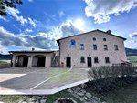 5 bedrooms Villa in Cagli, Italy No. 233897 - Image 8