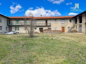 6 bedrooms Castles in Cortemilia, Italy No. 234334